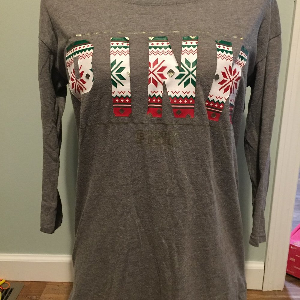 Victoria's Secret PINK Christmas sleep tee